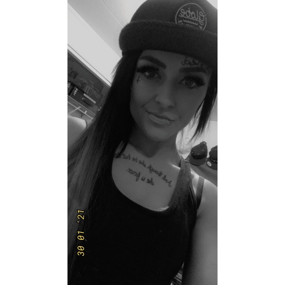 Meet your Posher, Devon - Picture 1 of 1